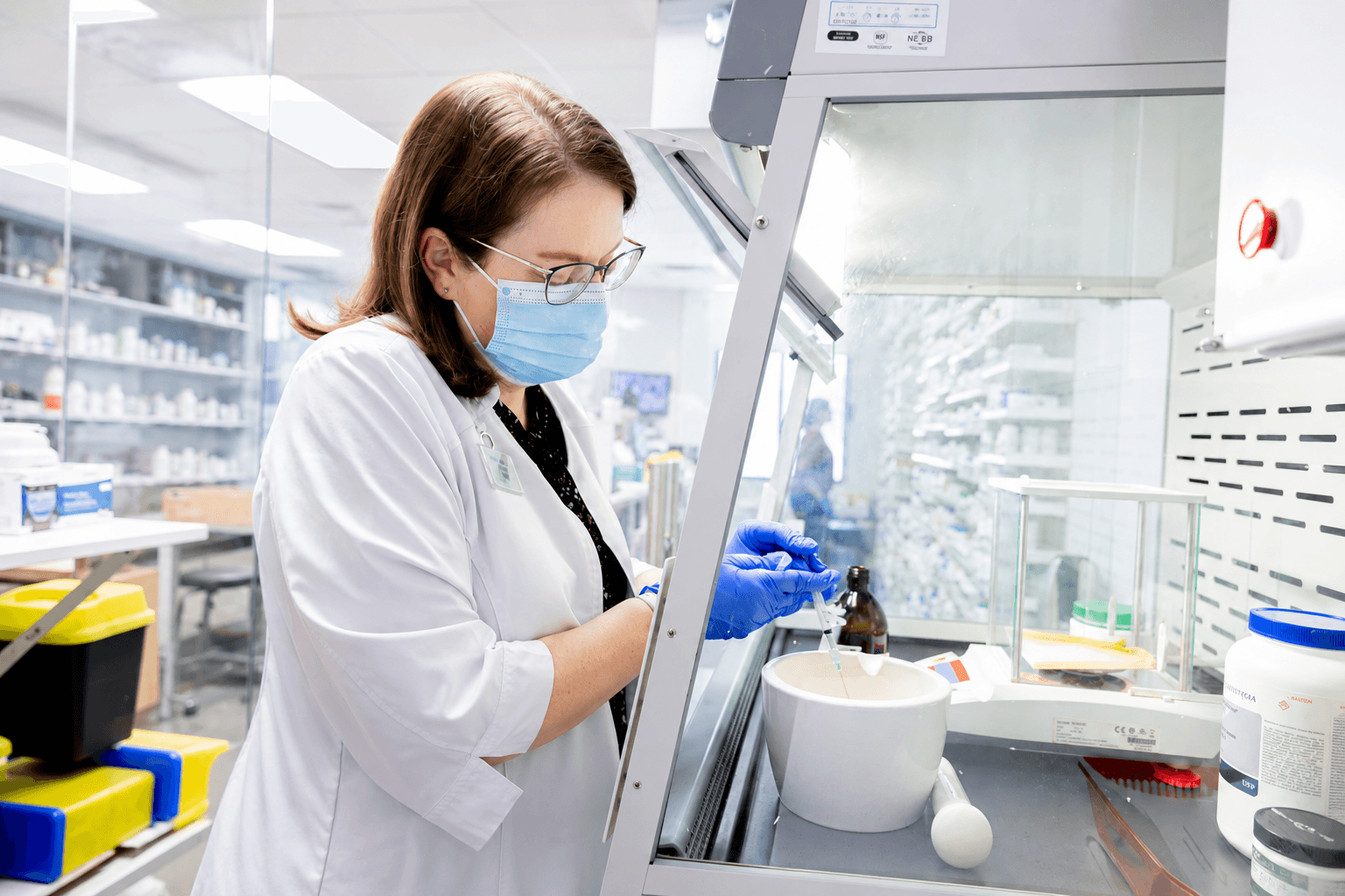 Compounding at Longfields Pharmacy Ottawa
